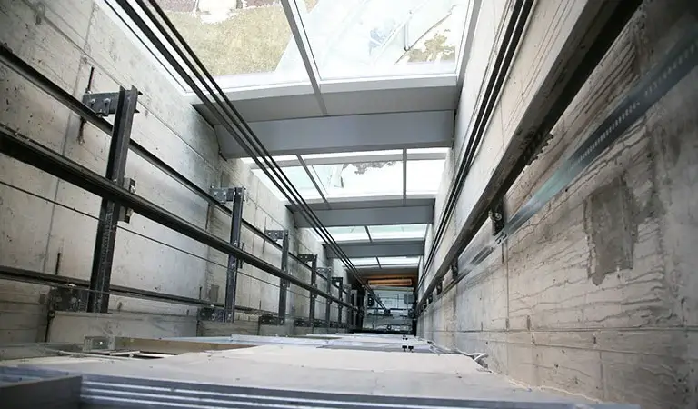  Milton passenger-lift-AMC